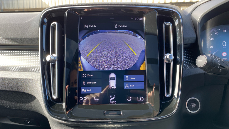 Volvo Xc40 2.0 T4 R DESIGN Pro 5dr Geartronic Petrol Estate